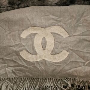 Chanel CC Logo/Letter Scarf/Shawl Cashmere Grey/White